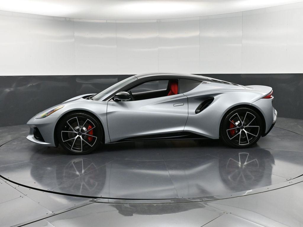 2025 Lotus Emira Base photo 3