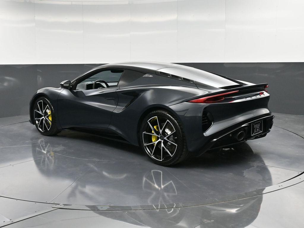 2025 Lotus Emira Base photo 4