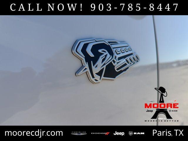 2026 Ram 1500 Laramie Crew Cab 4x4 5'7" Box