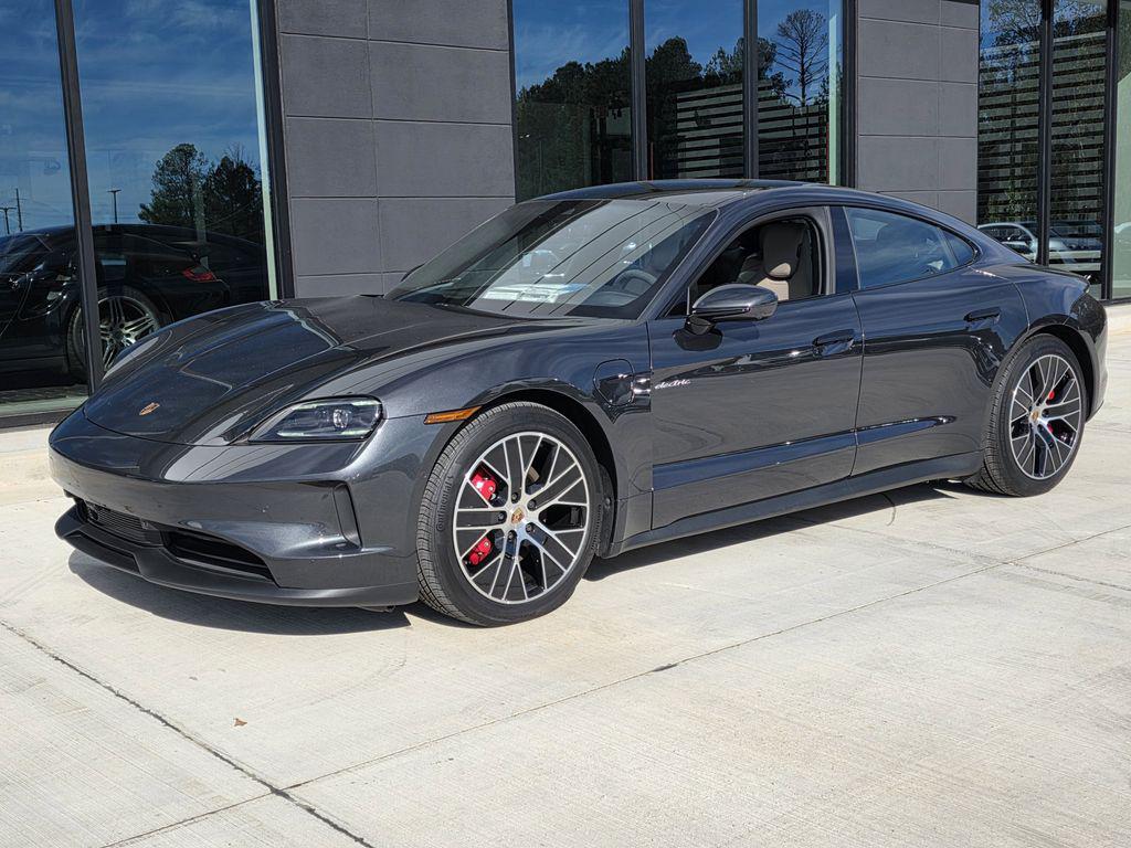 2025 Porsche Taycan S's photo