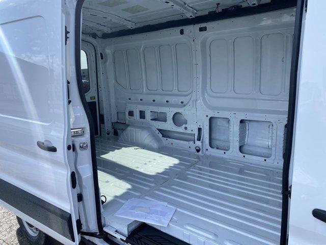 2026 Ford Transit Cargo Van T250 MR CARGO RWD