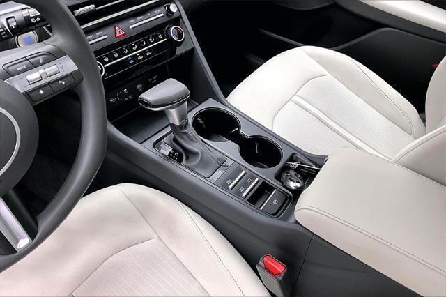 2025 Hyundai Sonata SE