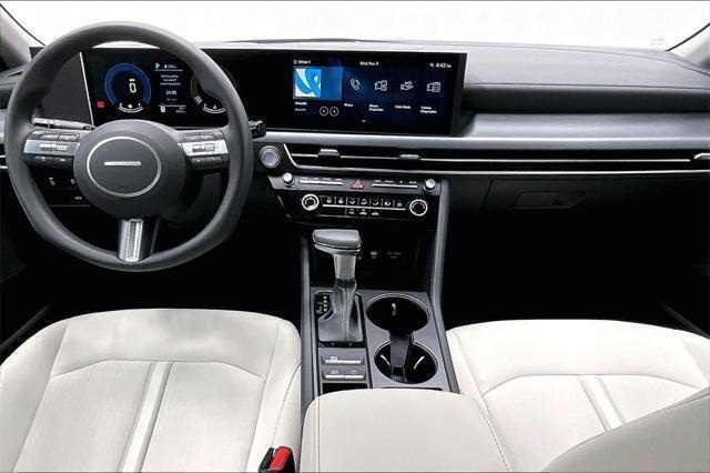 2025 Hyundai Sonata SE