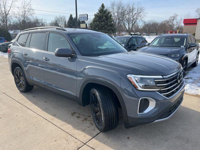 2026 Volkswagen Atlas 2.0T SE w/Technology for sale in Normal, IL