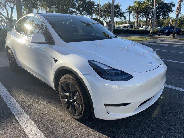 2024 Tesla Model Y Long Range Dual Motor All-Wheel Drive 2024 Tesla Model Y Long Range Dual Motor All-Wheel Drive