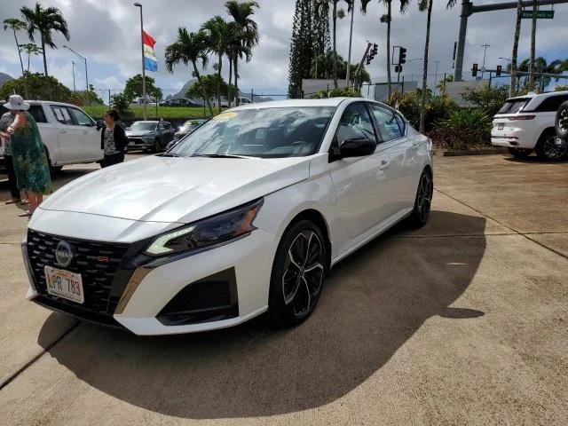 2024 Nissan Altima SR FWD 2024 Nissan Altima SR FWD