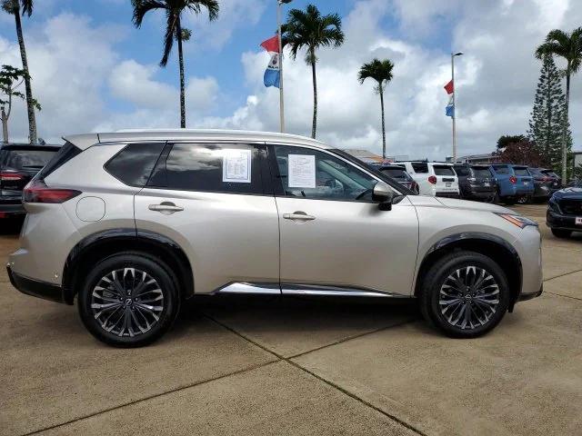 2024 Nissan Rogue Platinum FWD