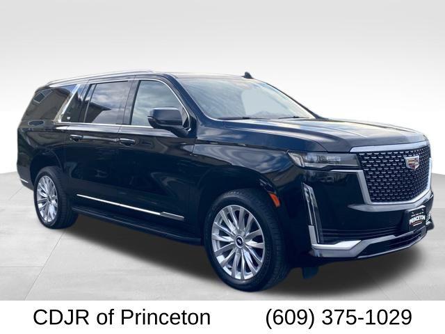 2022 Cadillac Escalade ESV 4WD Luxury