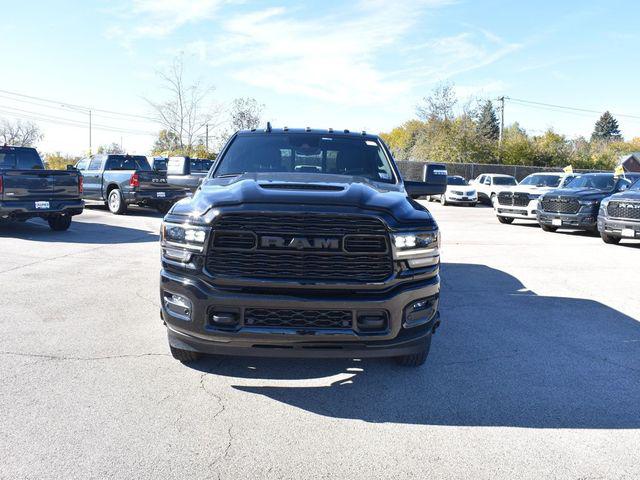 2024 RAM 3500 Limited Crew Cab 4x4 8 Box 2024 RAM 3500 Limited Crew Cab 4x4 8 Box