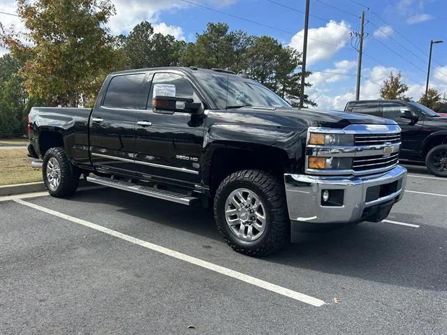 2015 Chevrolet Silverado 3500HD LTZ 2015 Chevrolet Silverado 3500HD LTZ