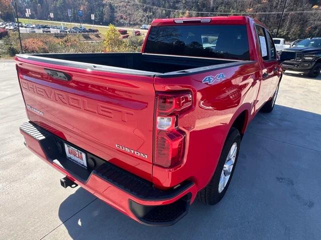 2025 Chevrolet Silverado 1500 4WD Crew Cab Short Bed Custom