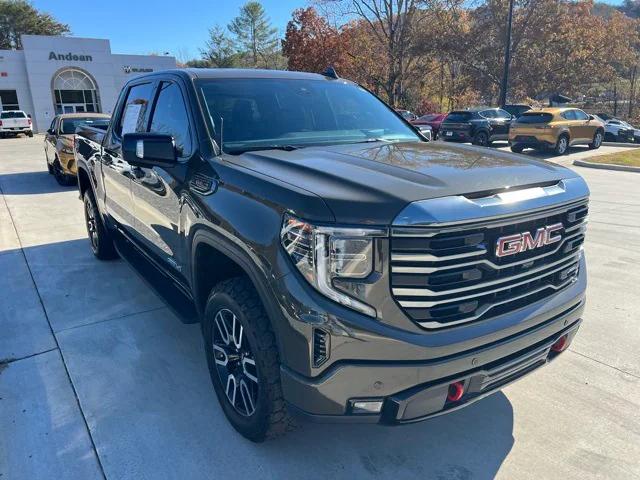 2024 GMC Sierra 1500 4WD Crew Cab Short Box AT4 2024 GMC Sierra 1500 4WD Crew Cab Short Box AT4
