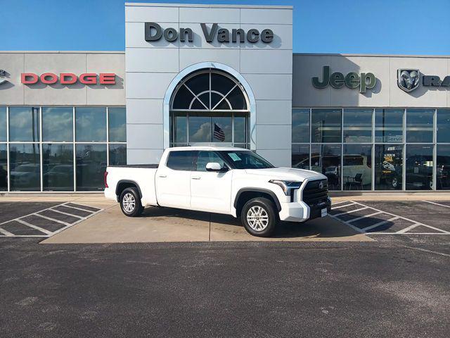 2022 Toyota Tundra SR5 2022 Toyota Tundra SR5