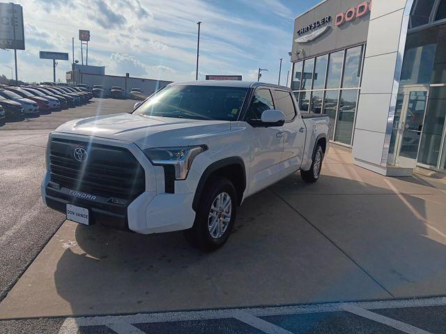2022 Toyota Tundra SR5 2022 Toyota Tundra SR5