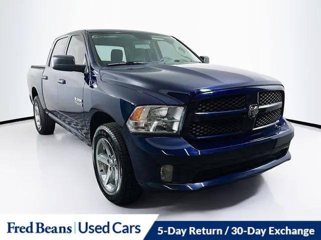 2018 RAM 1500 Express Crew Cab 4x4 57 Box 2018 RAM 1500 Express Crew Cab 4x4 57 Box