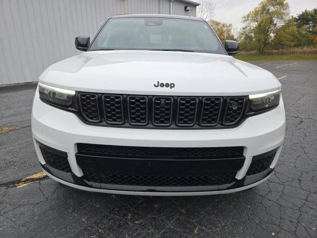 2023 Jeep Grand Cherokee L Summit Reserve 4x4 2023 Jeep Grand Cherokee L Summit Reserve 4x4