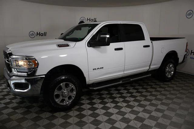 2024 RAM 2500 Big Horn Crew Cab 4x4 64 Box 2024 RAM 2500 Big Horn Crew Cab 4x4 64 Box