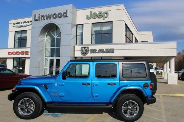 2022 Jeep Wrangler Unlimited Sahara 4x4 2022 Jeep Wrangler Unlimited Sahara 4x4