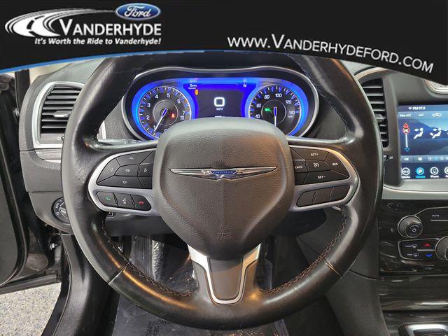 2022 Chrysler 300 Touring AWD