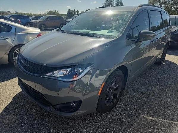 2020 Chrysler Pacifica Touring L Plus 2020 Chrysler Pacifica Touring L Plus