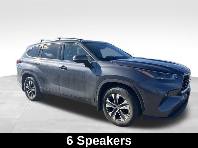 2021 Toyota Highlander XLE 2021 Toyota Highlander XLE