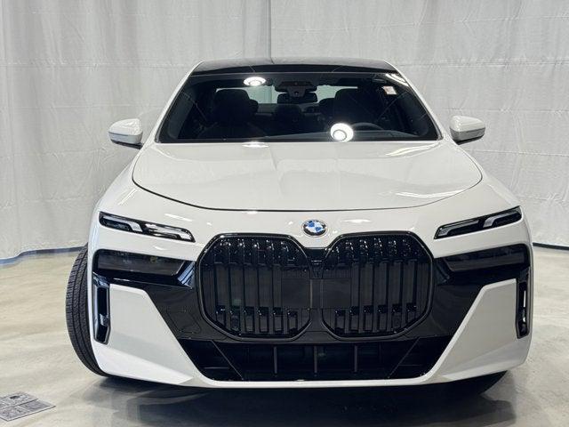 2025 BMW 760i xDrive 2025 BMW 760i xDrive
