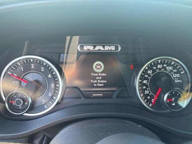 2025 RAM 1500 Big Horn Crew Cab 4x4 57 Box 2025 RAM 1500 Big Horn Crew Cab 4x4 57 Box