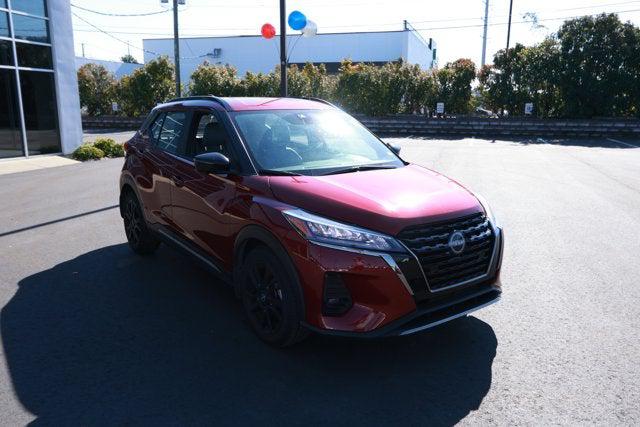 2023 Nissan Kicks SR Xtronic CVT 2023 Nissan Kicks SR Xtronic CVT