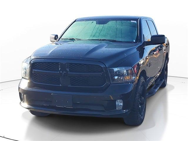 2017 RAM 1500 Express Crew Cab 4x2 57 Box 2017 RAM 1500 Express Crew Cab 4x2 57 Box