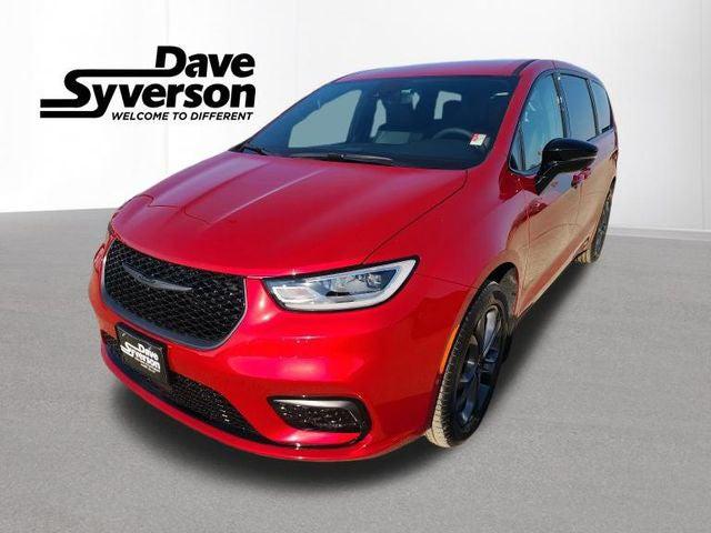 2026 Chrysler Pacifica PACIFICA SELECT AWD