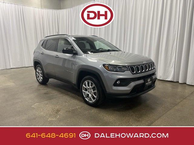 2023 Jeep Compass Latitude Lux FWD 2023 Jeep Compass Latitude Lux FWD