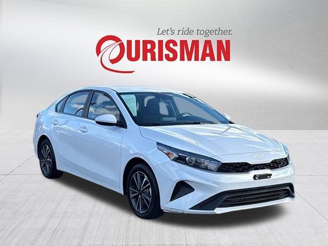 2024 Kia Forte LXS 2024 Kia Forte LXS