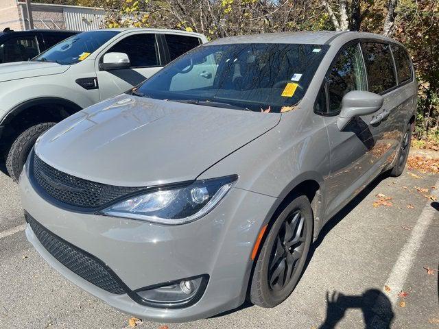 2020 Chrysler Pacifica Touring