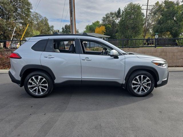 2023 Toyota Corolla Cross XLE 2023 Toyota Corolla Cross XLE