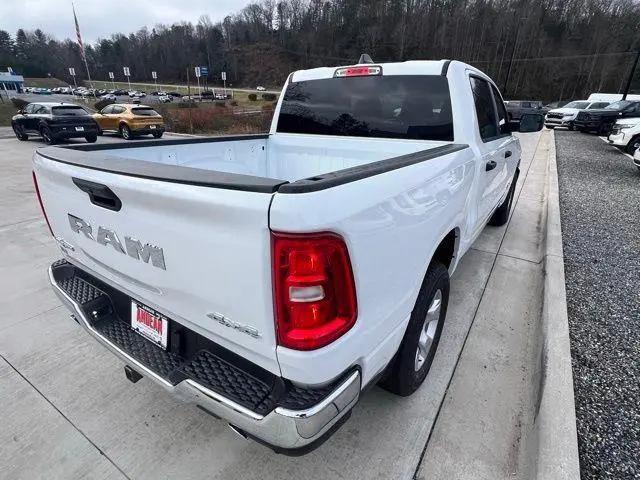 2026 Ram 1500 Lone Star Crew Cab 4x4 57 Box