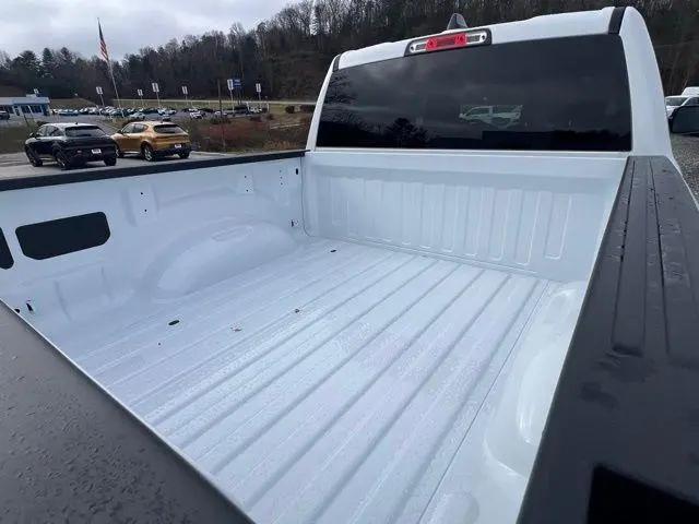 2026 Ram 1500 Lone Star Crew Cab 4x4 57 Box
