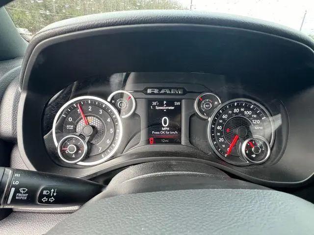 2026 Ram 1500 Lone Star Crew Cab 4x4 57 Box