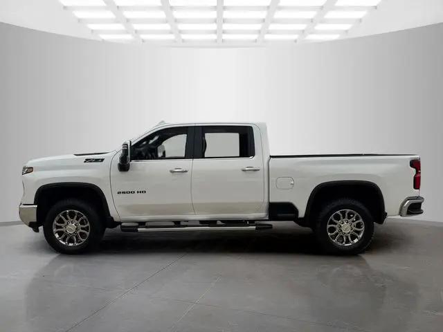2026 Chevrolet Silverado 2500HD Crew Cab, Standard Bed, LTZ, 4WD
