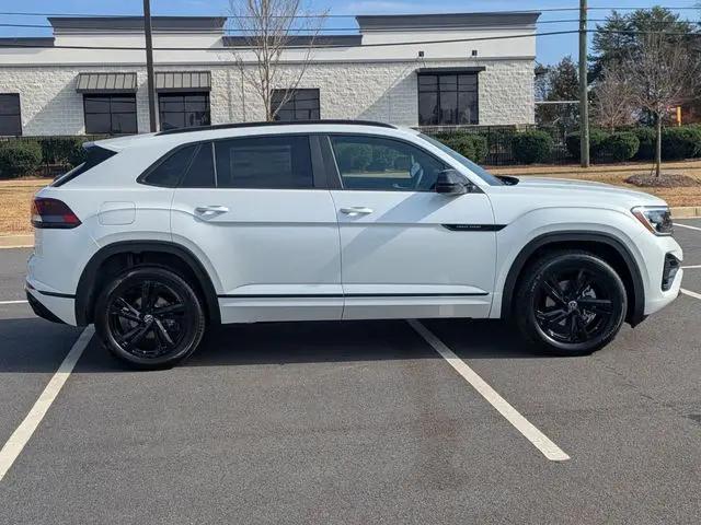 2026 Volkswagen Atlas Cross Sport SEL R-Line Black