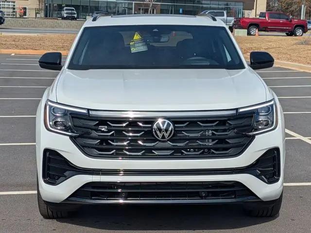 2026 Volkswagen Atlas Cross Sport SEL R-Line Black