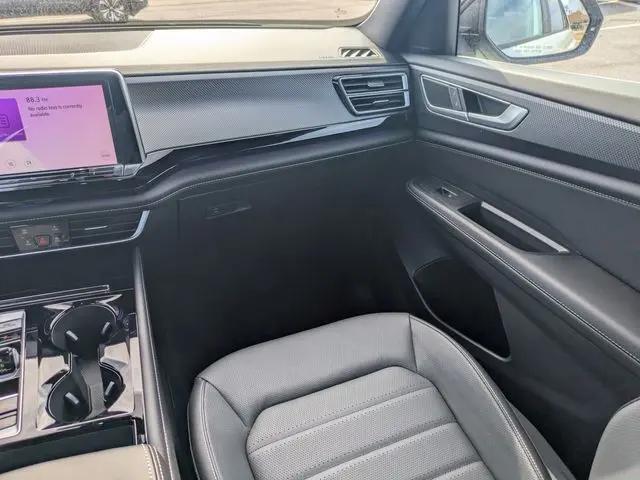 2026 Volkswagen Atlas Cross Sport SEL R-Line Black