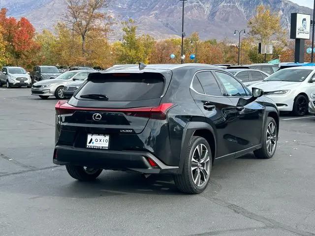 2019 Lexus UX 200 UX 200