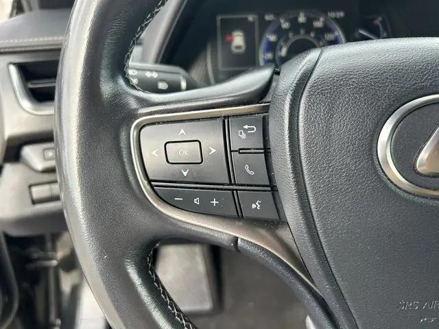 2019 Lexus UX 200 UX 200