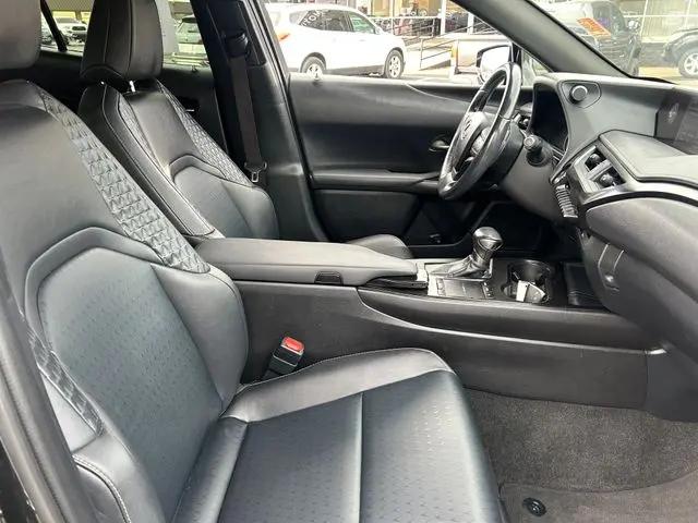2019 Lexus UX 200 UX 200