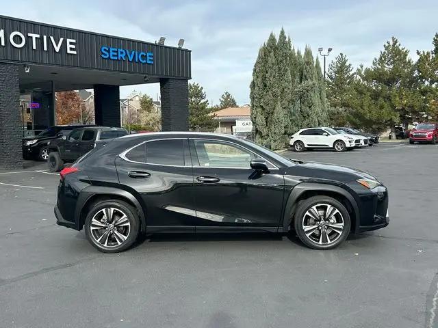 2019 Lexus UX 200 UX 200