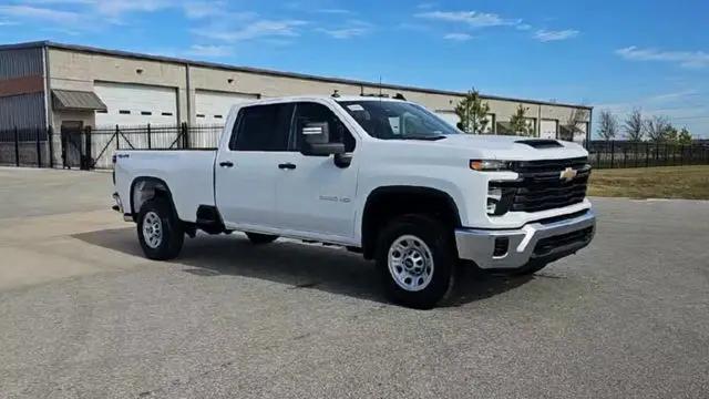 2026 Chevrolet Silverado 3500HD Crew Cab, Long Bed, WT Dual Rear Wheel, RWD