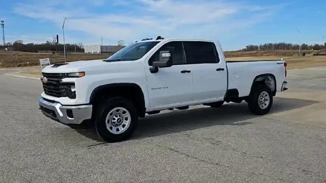 2026 Chevrolet Silverado 3500HD Crew Cab, Long Bed, WT Dual Rear Wheel, RWD