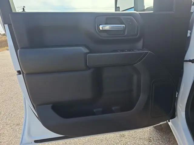 2026 Chevrolet Silverado 3500HD Crew Cab, Long Bed, WT Dual Rear Wheel, RWD