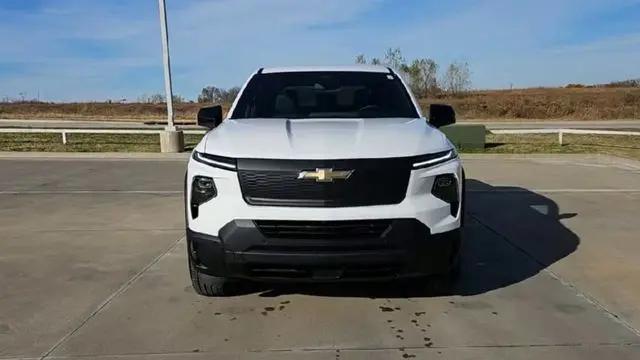 2026 Chevrolet Silverado EV Custom - Standard Range 4WD