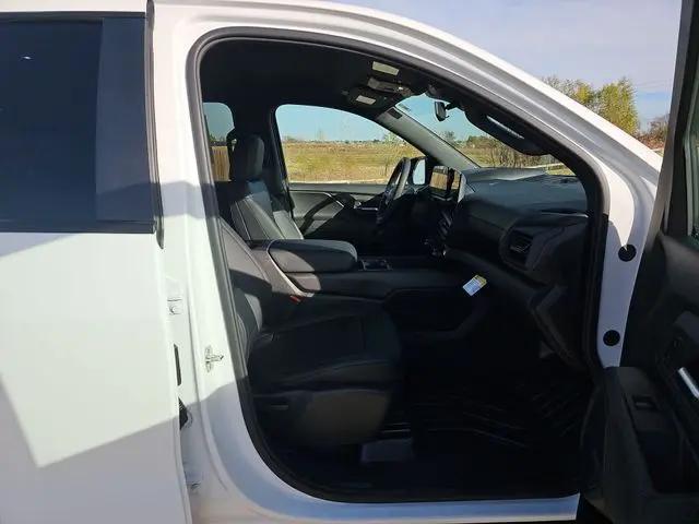 2026 Chevrolet Silverado EV Custom - Standard Range 4WD